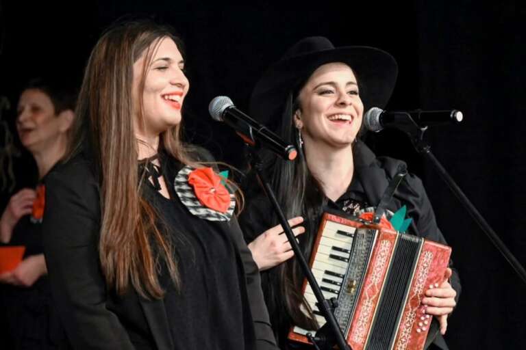 OD DEČJEG SNA DO 175 NASTUPA: Muzički put mlade Aleksinčanke koja spaja pesmu, ples i emociju