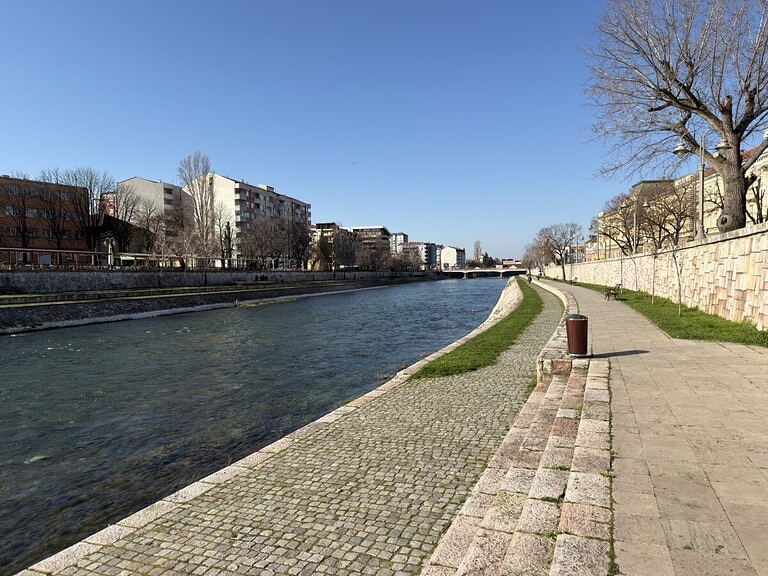 NIŠ: Počinje prvo ovogodišnje prskanje protiv krpelja