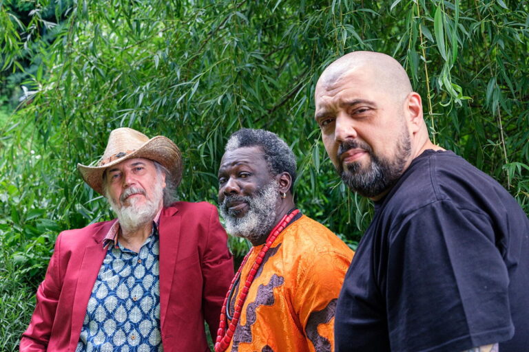Afro Gitano stiže na Nišvil: Baba Sissoko, Toni Kitanovski i DJ Goce nastupaju 15. avgusta
