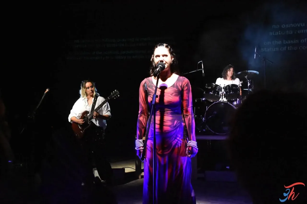 Cabaret Piccolo Grande UTOPIA