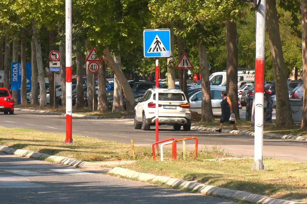Uništen Bulevar Nemanjića